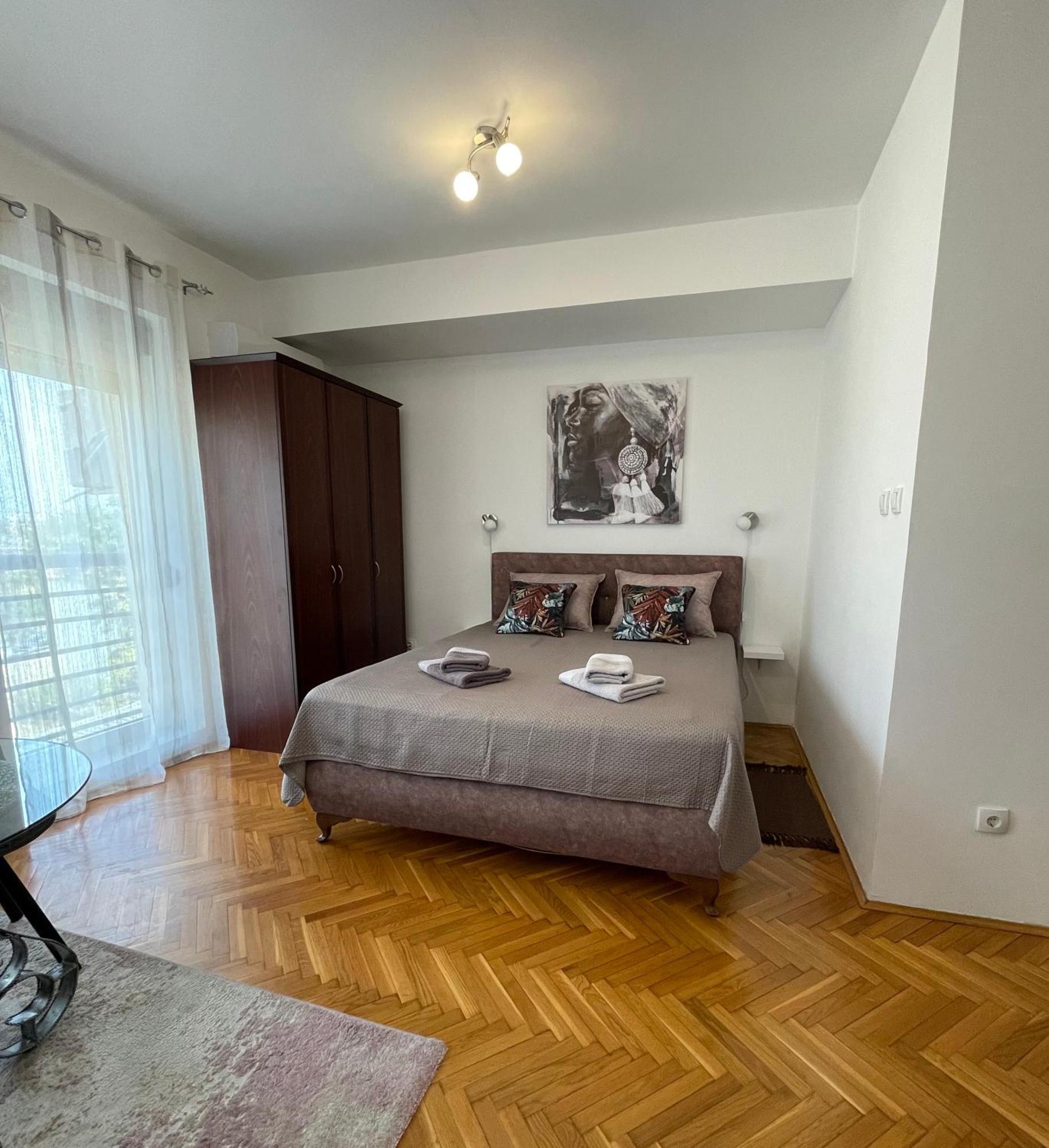 Apartman 62 - Besplatan Gradski Parking - Apartment Novi Sad Luaran gambar